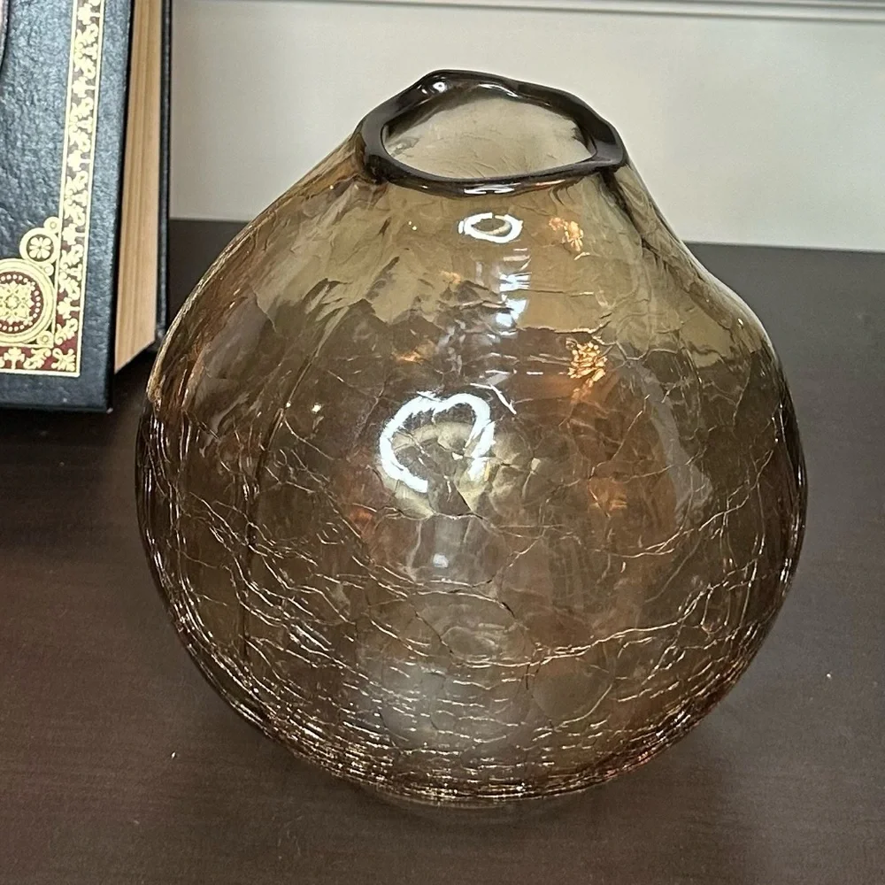 Anthro “Nova Vase” - Picture 9 of 16